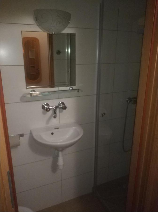 Hotel Mark Марки Экстерьер фото